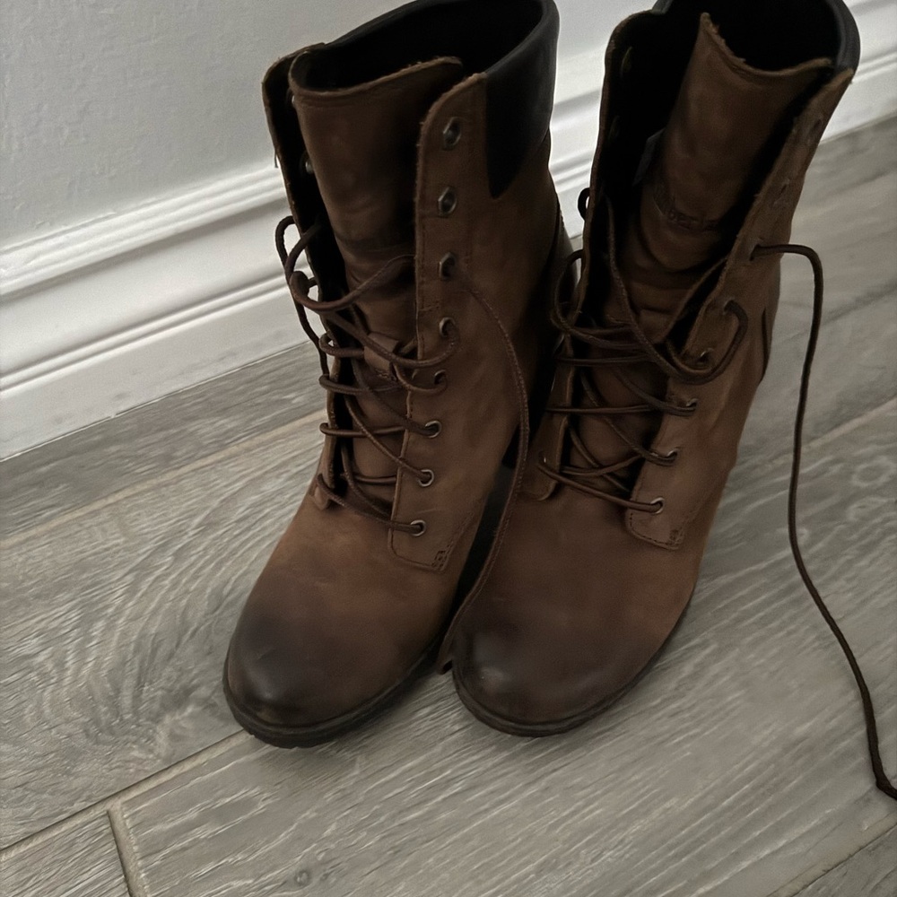 Timberland Brown Leather Women's Boots